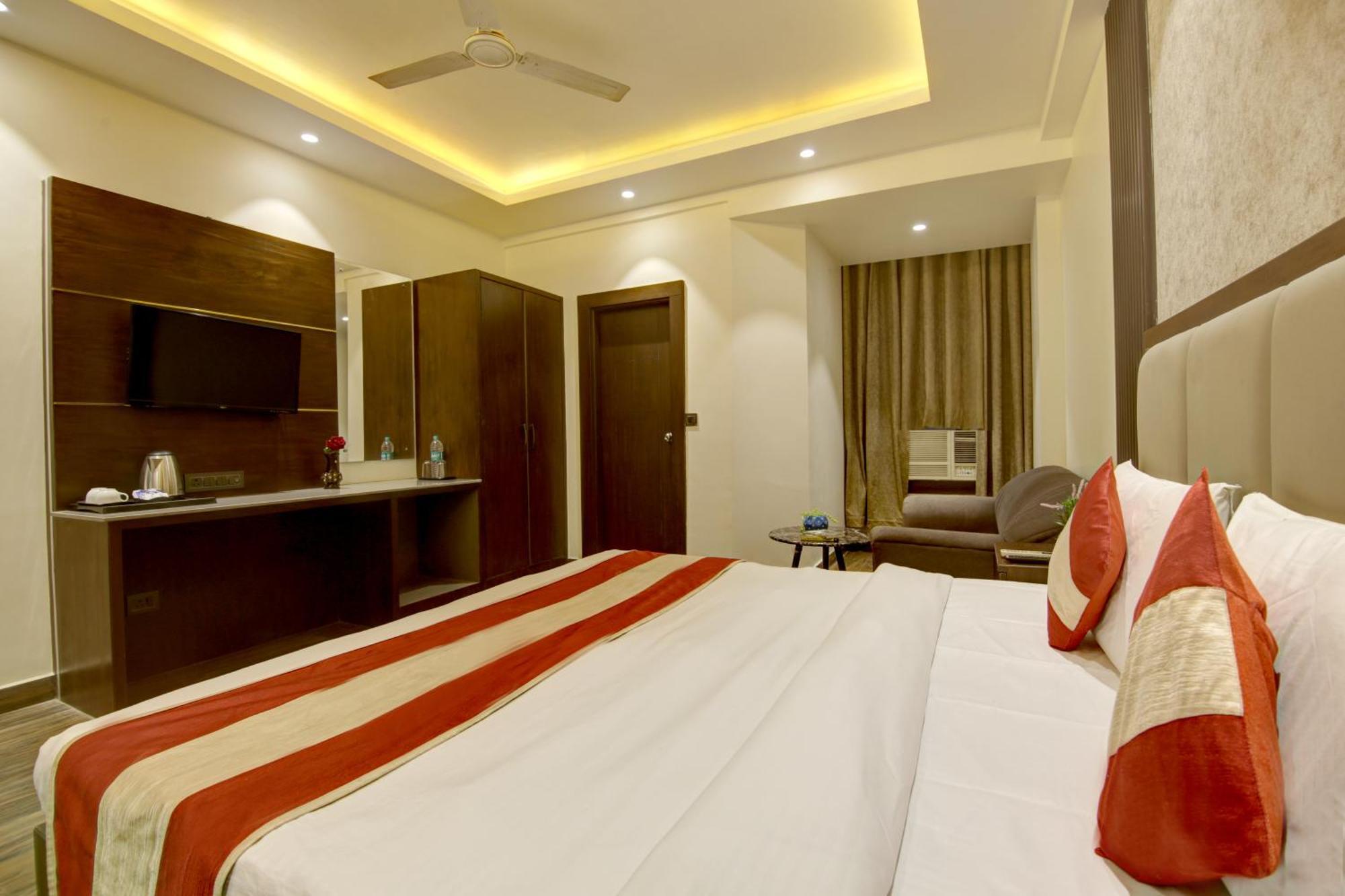 Hotel Kashish Plaza - 5 Mins From Metro Station Dillí Exteriér fotografie